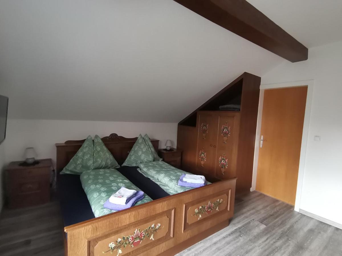 Haus Bergblick Fruehstueckspension Oberort Bagian luar foto
