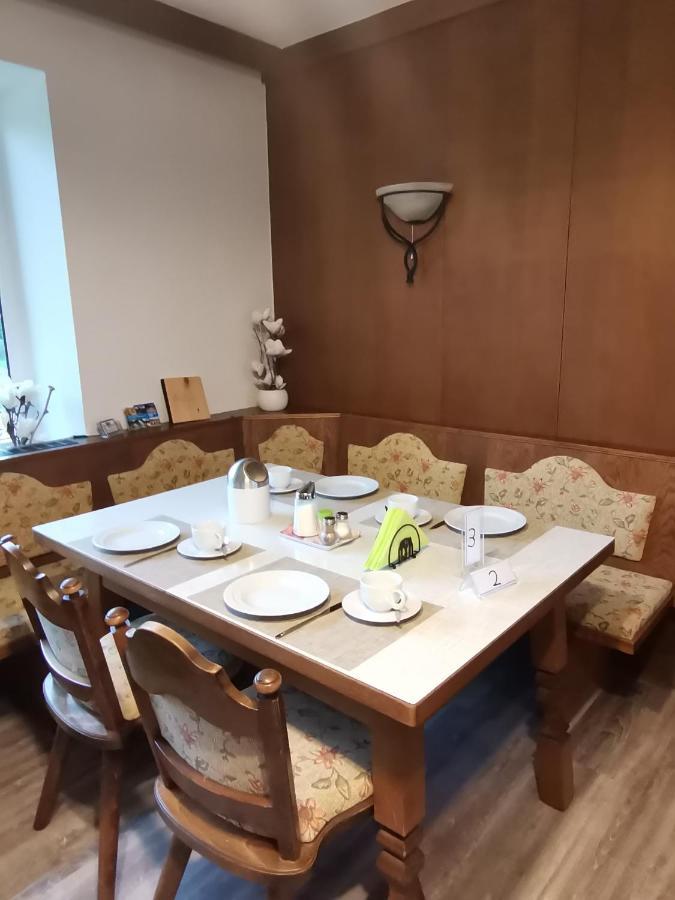 Haus Bergblick Fruehstueckspension Oberort Bagian luar foto