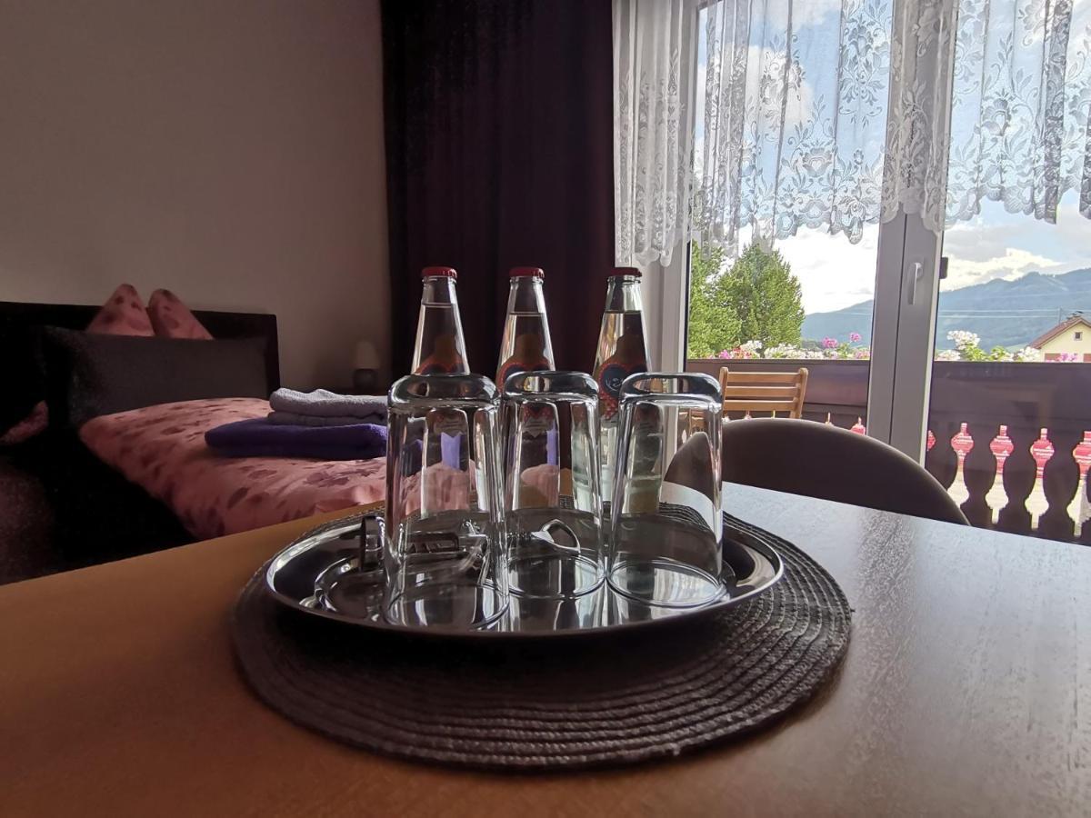 Haus Bergblick Fruehstueckspension Oberort Bagian luar foto
