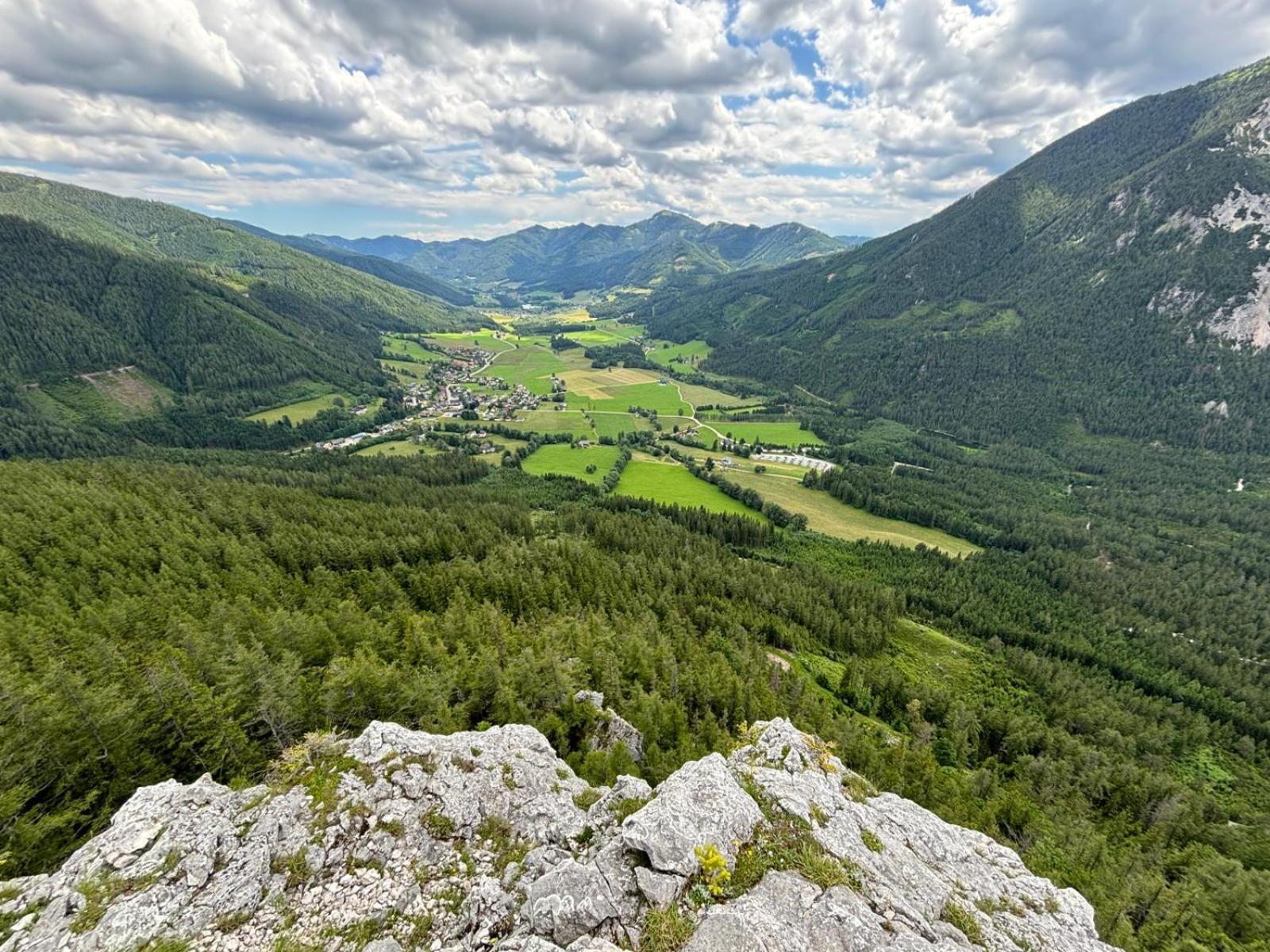 Haus Bergblick Fruehstueckspension Oberort Bagian luar foto